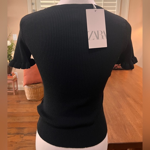Zara ribbed tshirt with ruffled short sleeves. Size S. NWT - Picture 3 of 5